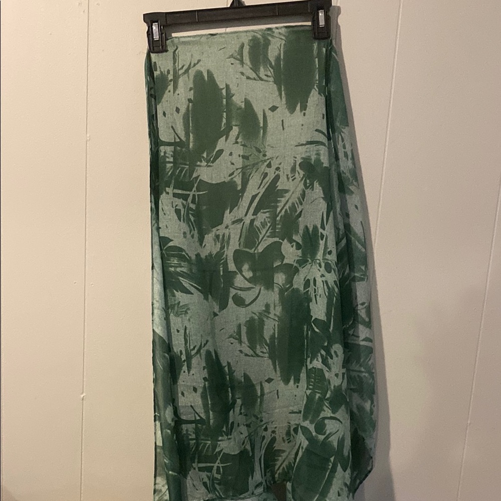 Elegant Green Patterned hijab/scarf